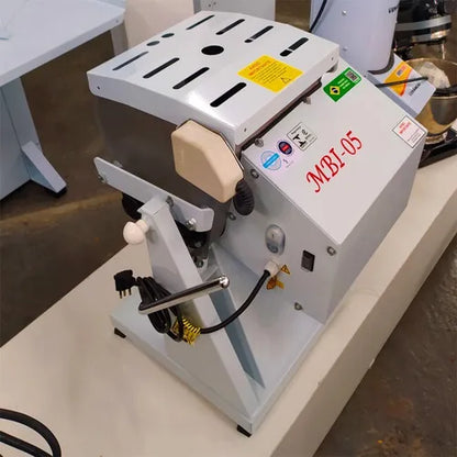 Masseira Basculante P/ 5 Kg De Massa Pronta Mbi-05 - Gastromaq